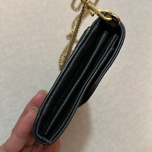 New WOT Calvin Klein Clutch/Crossbody Purse-Black Faux Leather-Chain Strap - Picture 6 of 16